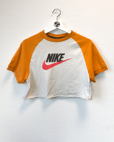 Nike cropped T-shirt M
